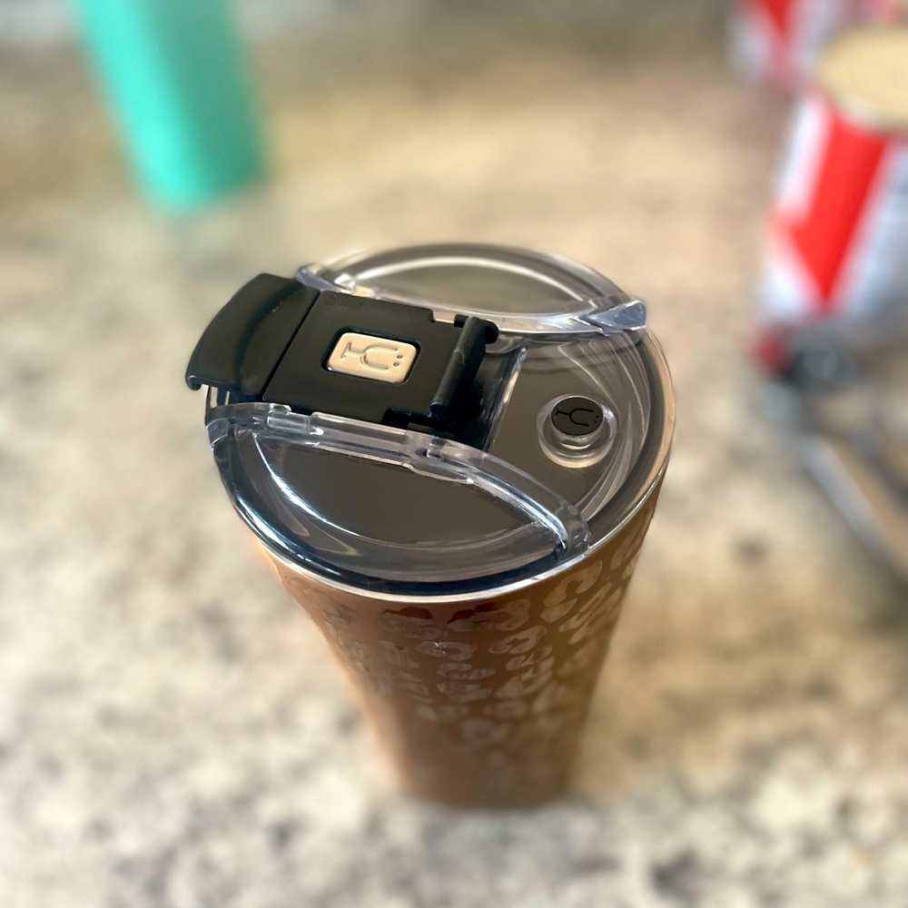 Brumate tumbler